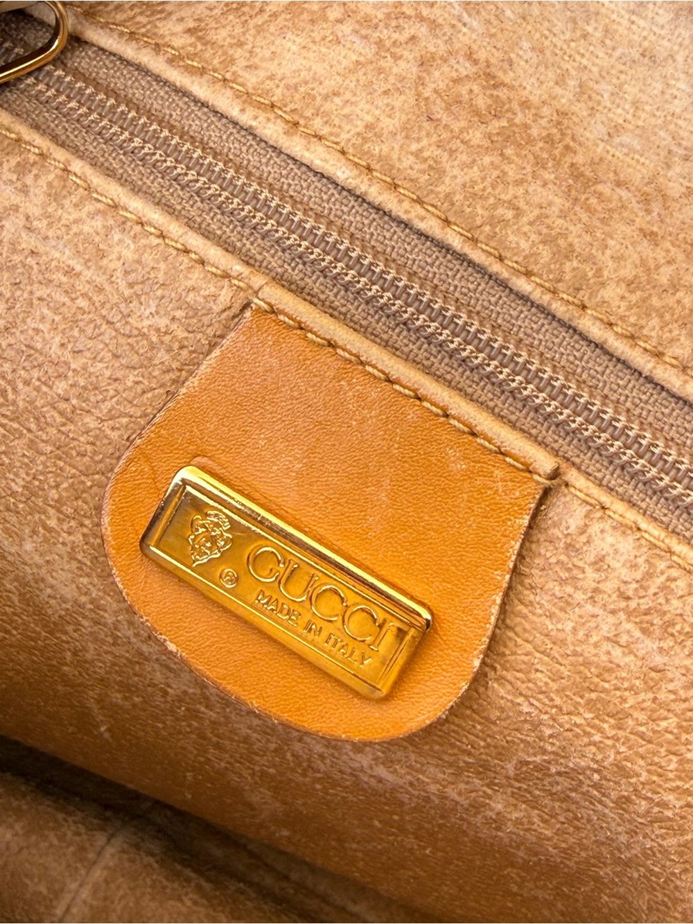 Vintage Gucci Monogram Round Crossbody purse with Tan Trim - Picture 7 of 12